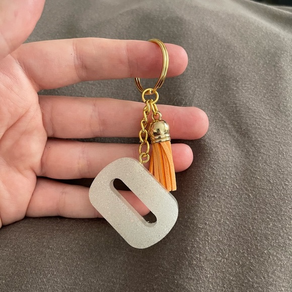 Handmade Number "0” (Zero) Keychain - Picture 2 of 6